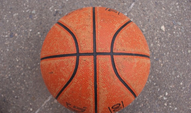 广东宏远男篮官宣三方交易：焦泊乔加盟广东宏远，陈国豪、彰华非转会广州