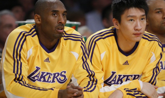 开云app-孙悦调侃：都说我在湖人夺冠很容易 确实是 免费看球还给我钱